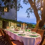 Willa Palazzo Rosadi By Posarellivillas *