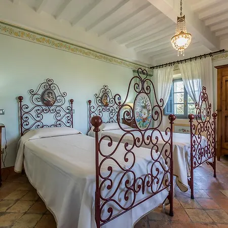 Vila Palazzo Rosadi By Posarellivillas Monterchi