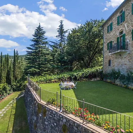 Villa Palazzo Rosadi By Posarellivillas