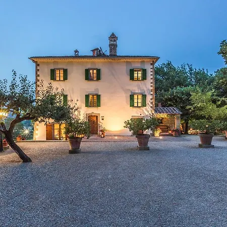 Villa Palazzo Rosadi By Posarellivillas